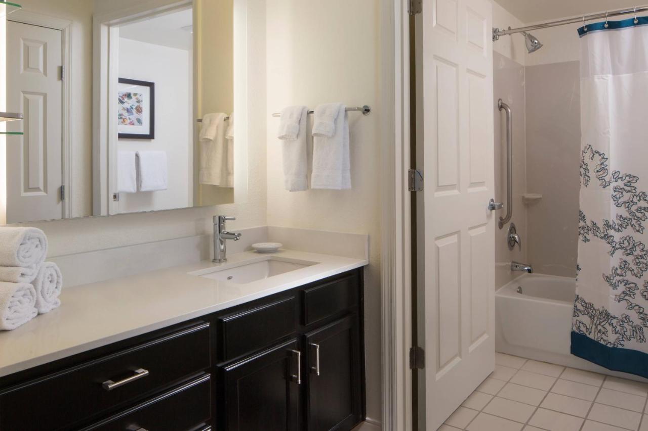 Residence Inn By Marriott Orlando At Seaworld Williamsburg Екстериор снимка