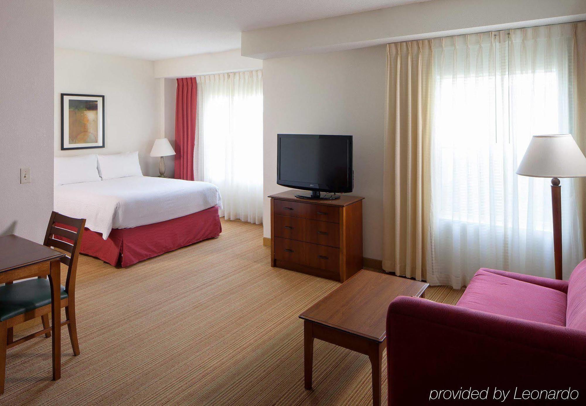 Residence Inn By Marriott Orlando At Seaworld Williamsburg Екстериор снимка